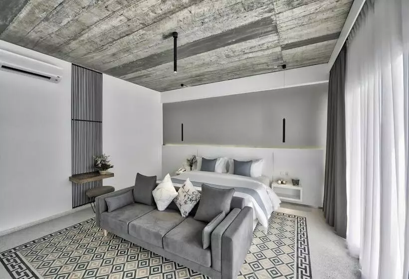 هتل Chan Boutique