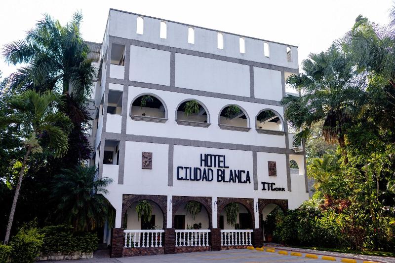 هتل Ciudad Blanca