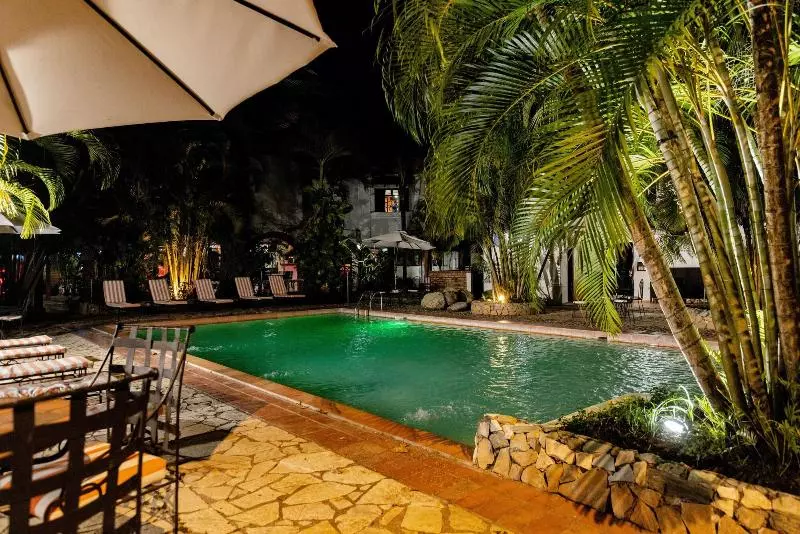 هتل Ciudad Blanca