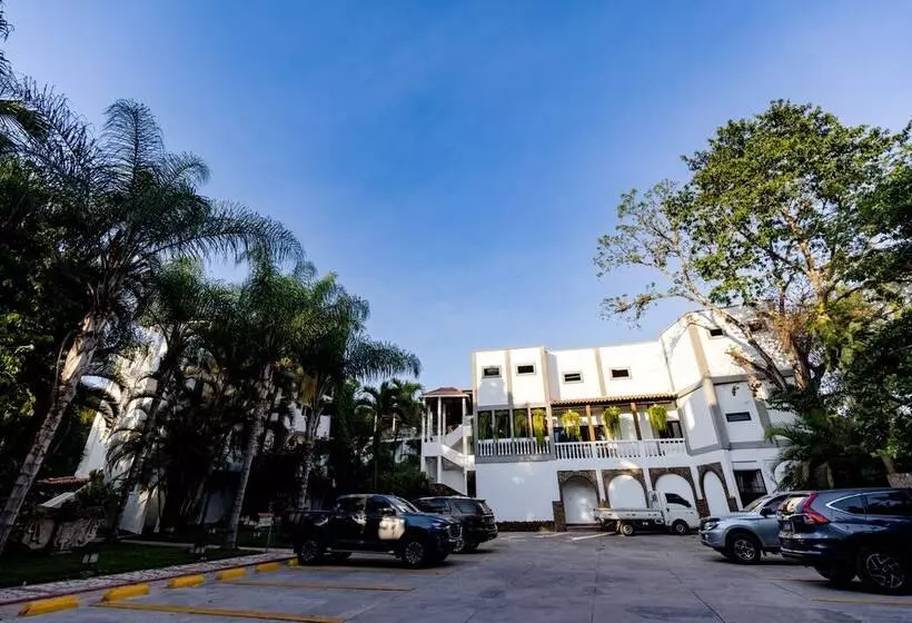 هتل Ciudad Blanca