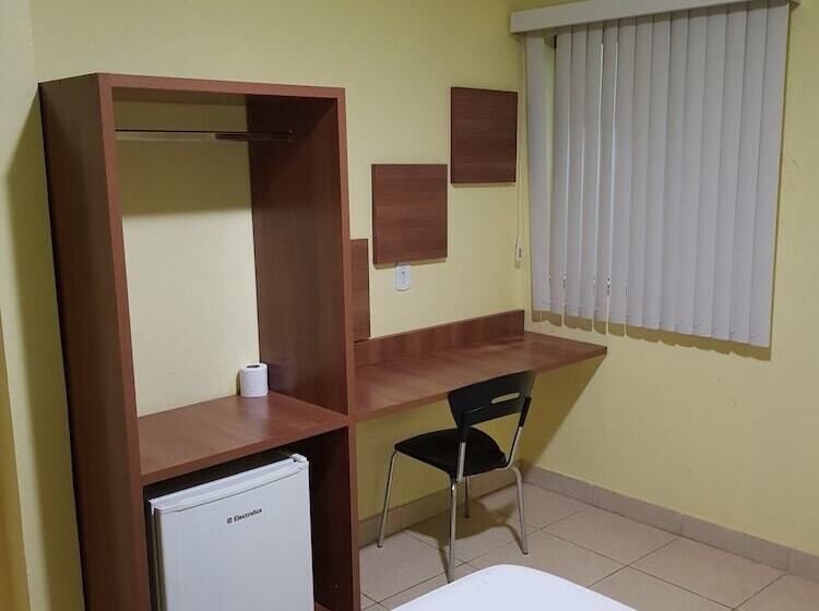 בית מלון כפרי Do Porto