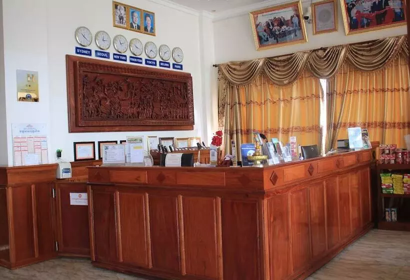 ホテル Emerald Bb Battambang