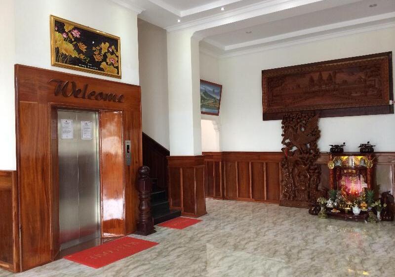 هتل Emerald Bb Battambang