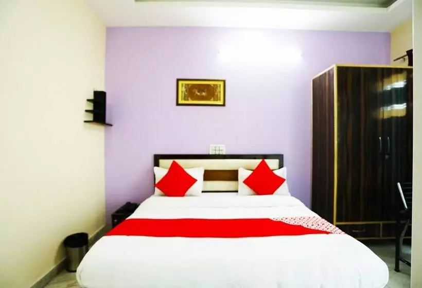 هتل Homestay By Oyo Rooms