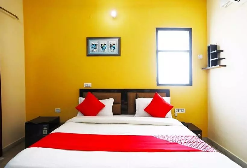 هتل Homestay By Oyo Rooms