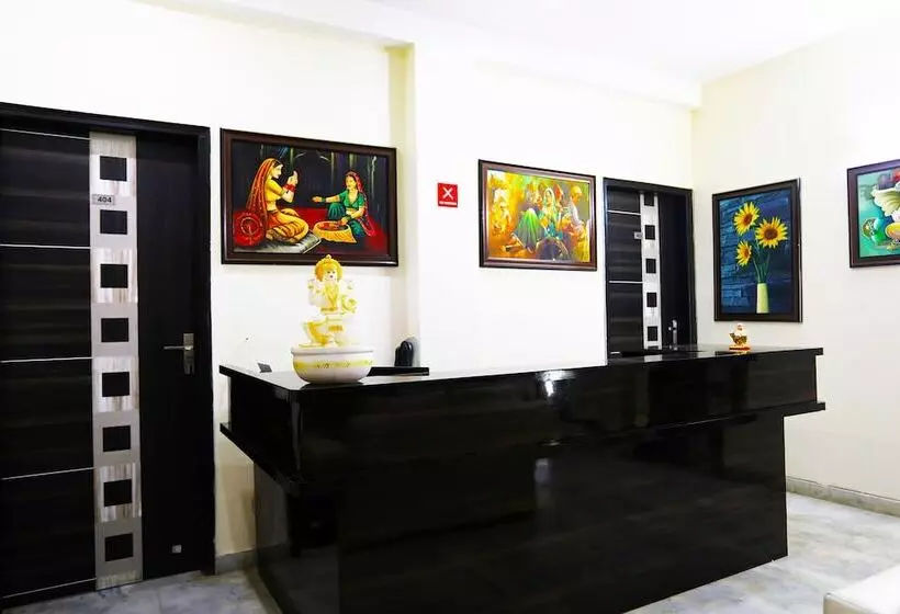 هتل Homestay By Oyo Rooms