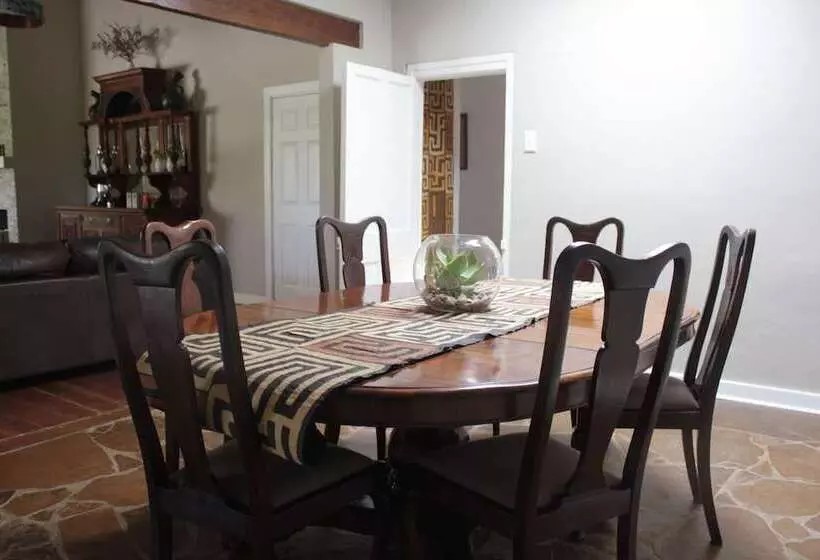 Hotelli Koedoeskop Private Mountain Reserve