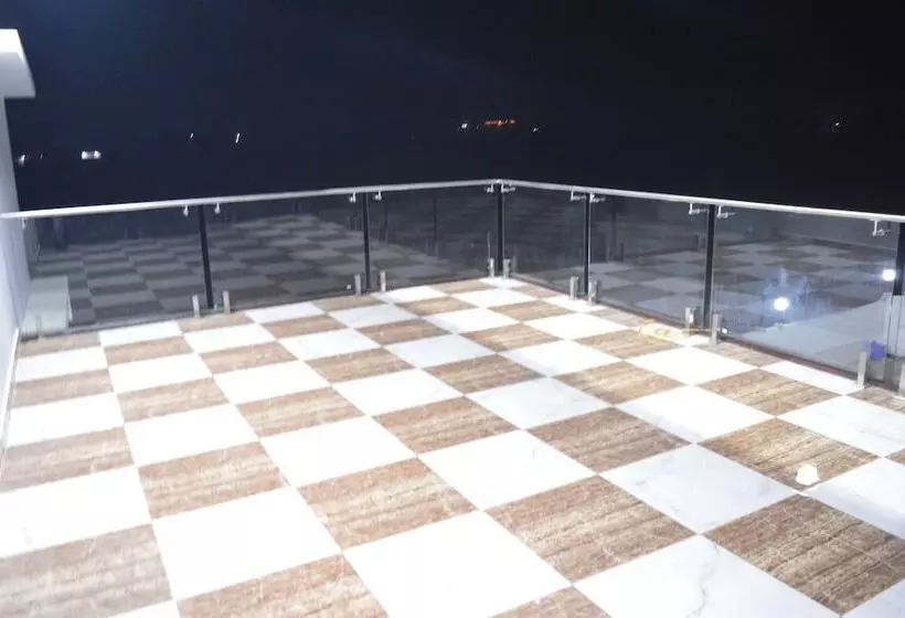 ホテル Mariya International