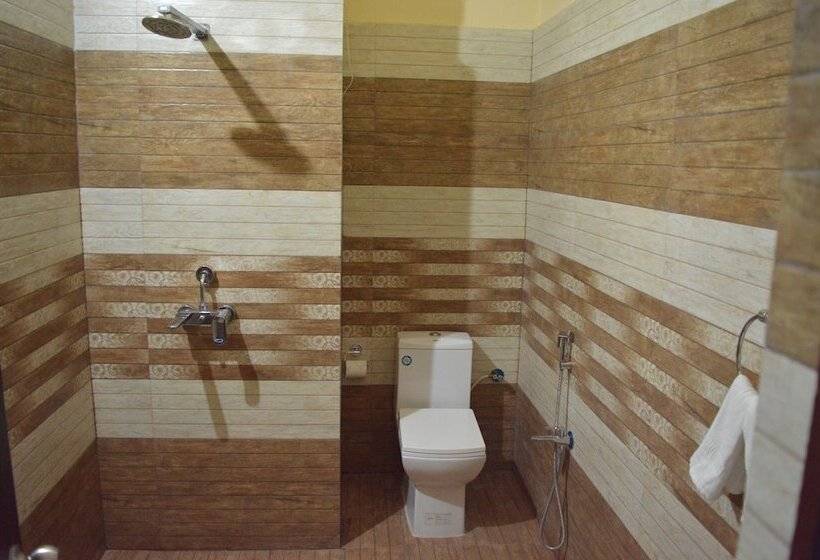 هتل Mariya International