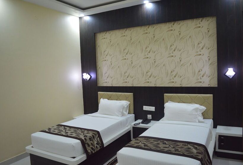 هتل Mariya International