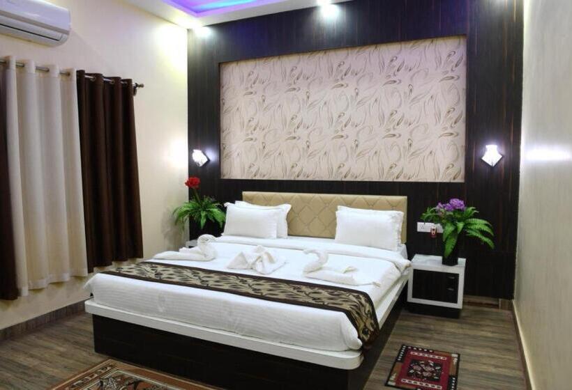 هتل Mariya International