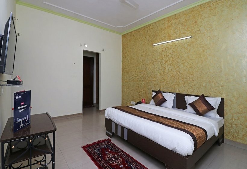 ホテル Oyo 10071 Sector 44