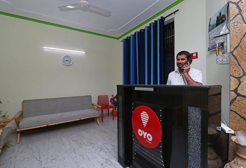 ホテル Oyo 10071 Sector 44