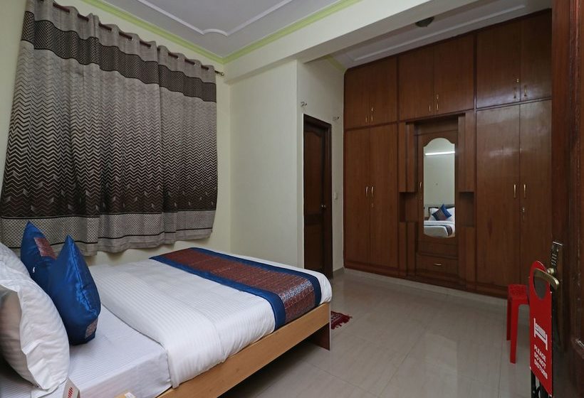 ホテル Oyo 10071 Sector 44