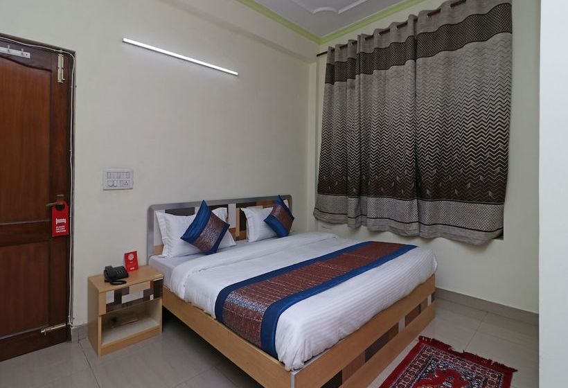 ホテル Oyo 10071 Sector 44