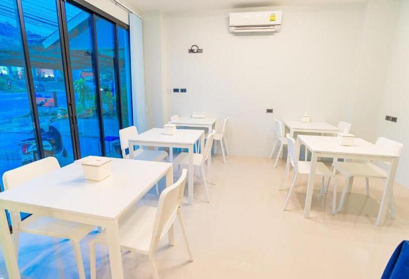 هتل The Phu View At Aonang