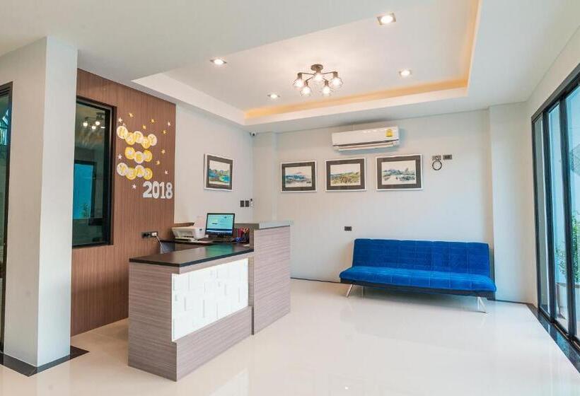 هتل The Phu View At Aonang