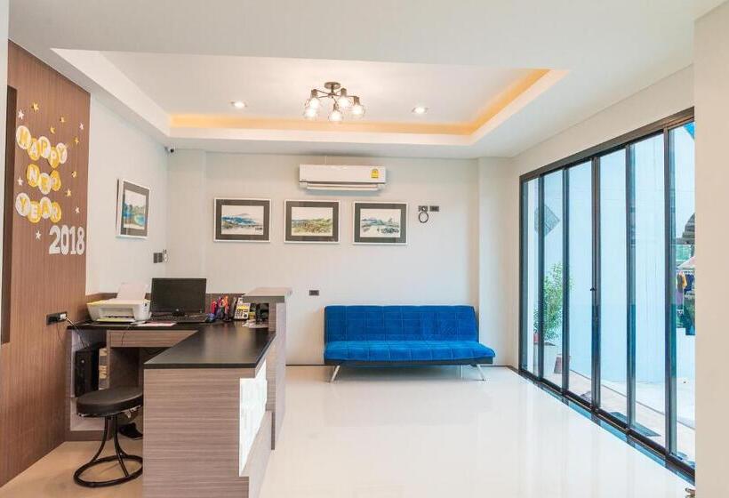 هتل The Phu View At Aonang