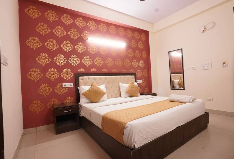 Hotel Tourist Palace