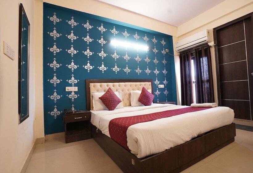 Hotel Tourist Palace