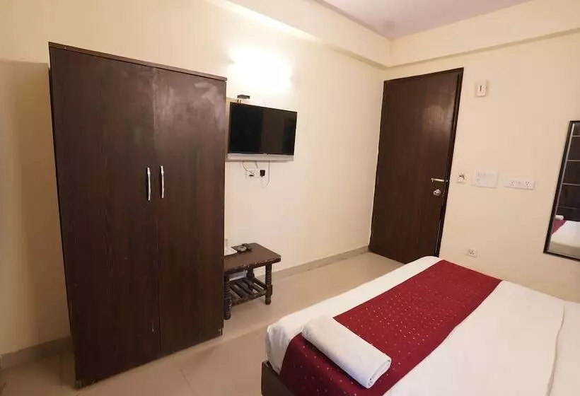 ホテル Tourist Palace