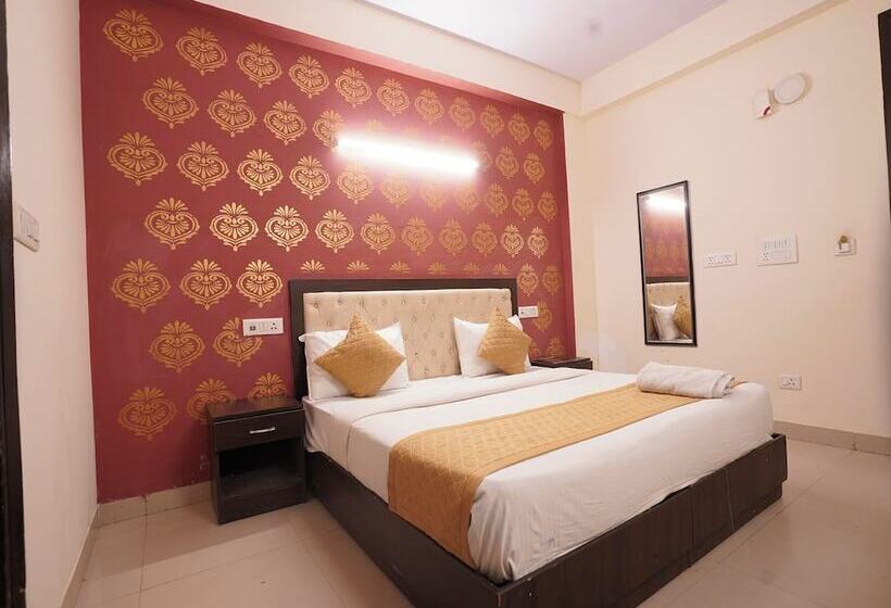 Hotel Tourist Palace