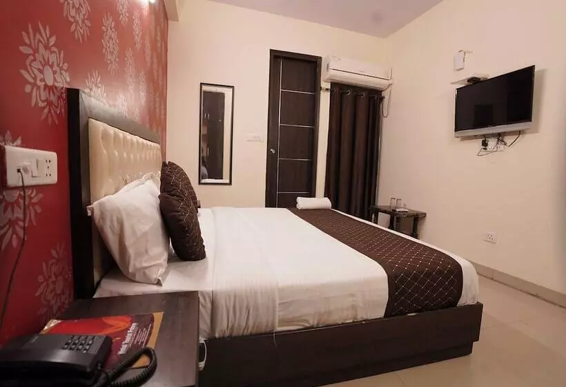 ホテル Tourist Palace