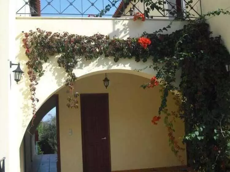 هتل Victorias Rooms