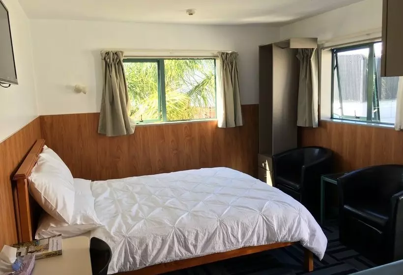 モーテル Manukau City Lodge