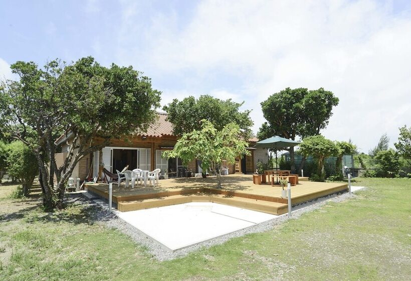 پانسیون Hali Hali House