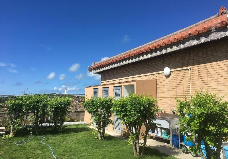 پانسیون Hali Hali House