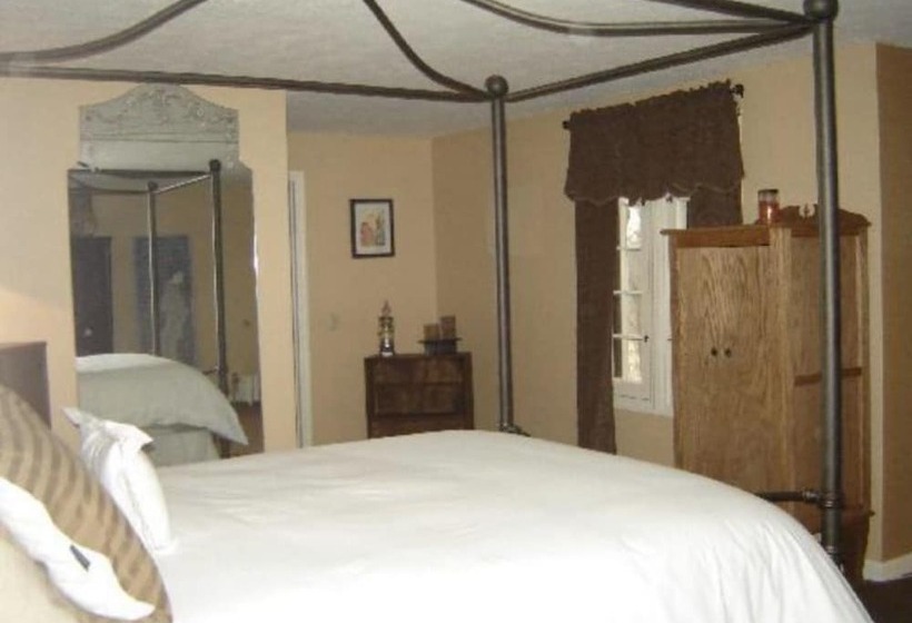 Vintage Gardens Bed & Breakfast