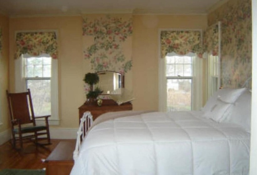 Vintage Gardens Bed & Breakfast