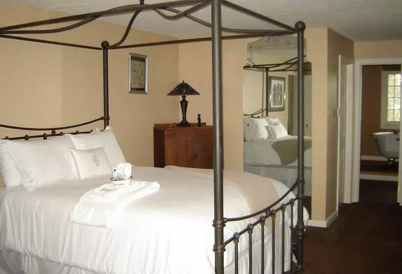 Vintage Gardens Bed & Breakfast