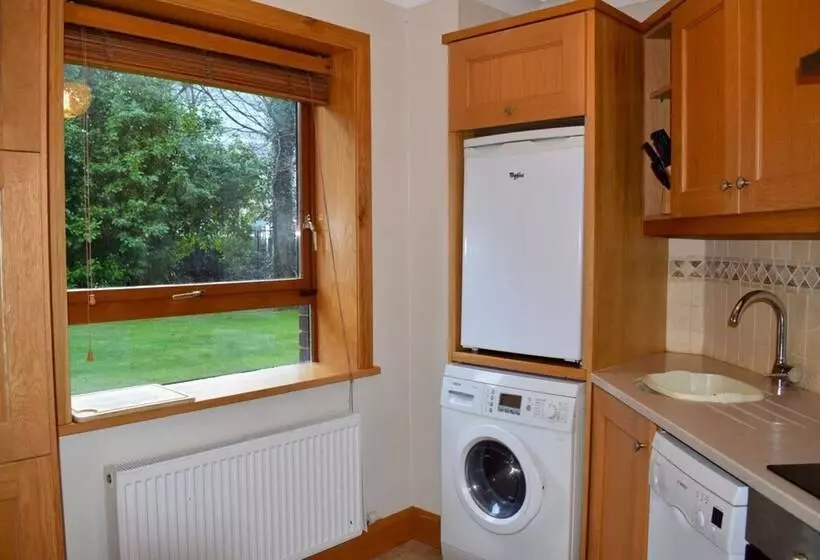 Cozy Ballsbridge Apartment