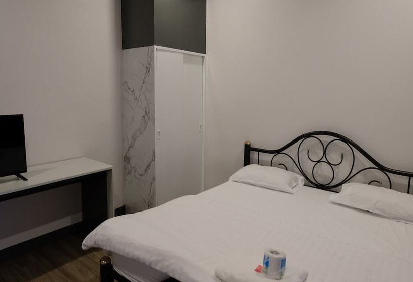 호텔 Ai Aroon Apartment