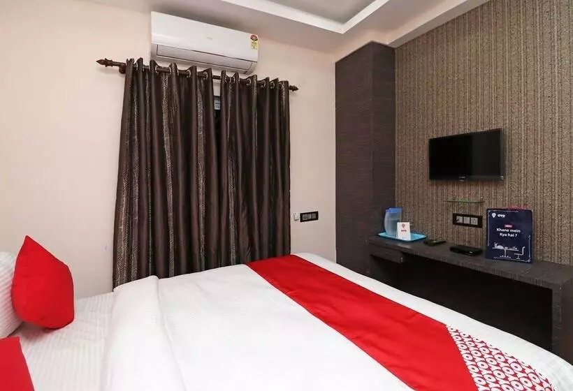 ホテル Barney Grand By Oyo Rooms