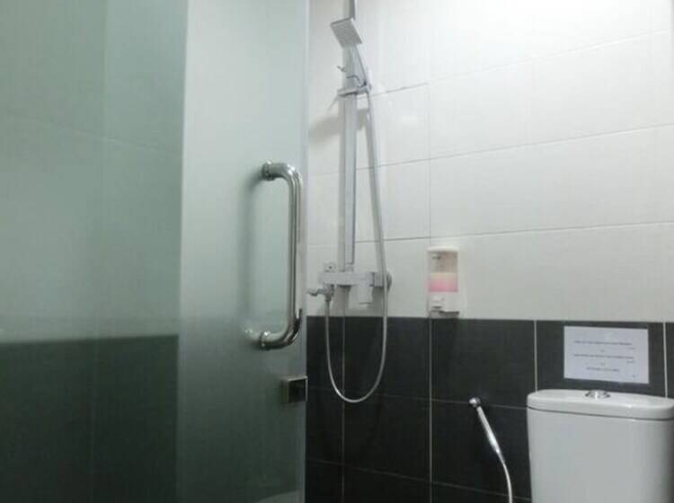 Отель Bg Business