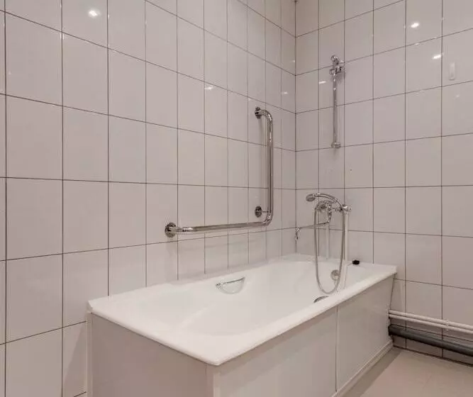 ホテル Burevestnik Resort