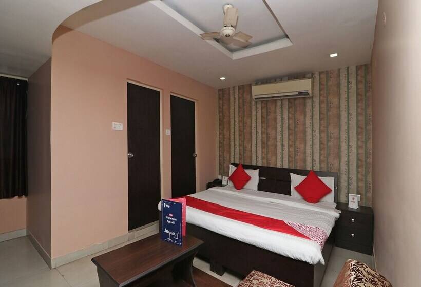 هتل Crystal Guest House By Oyo Rooms
