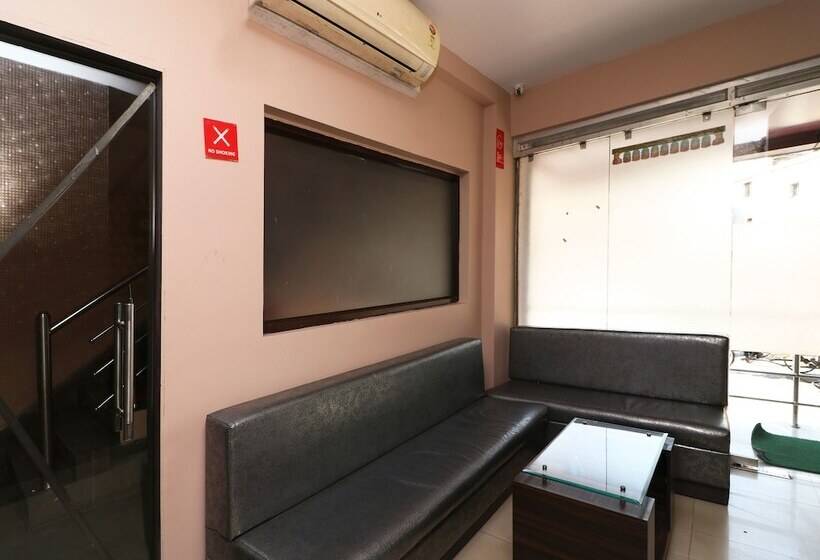 هتل Crystal Guest House By Oyo Rooms