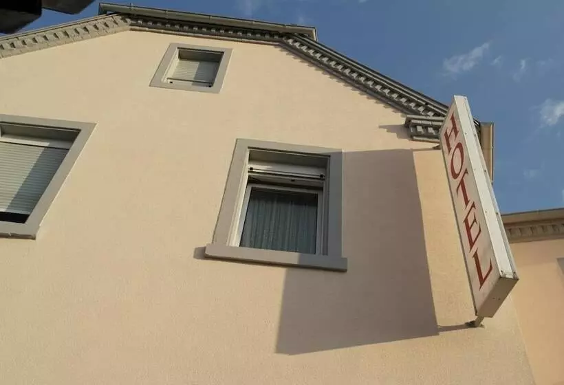 Hotelli Hôtel De Bâle