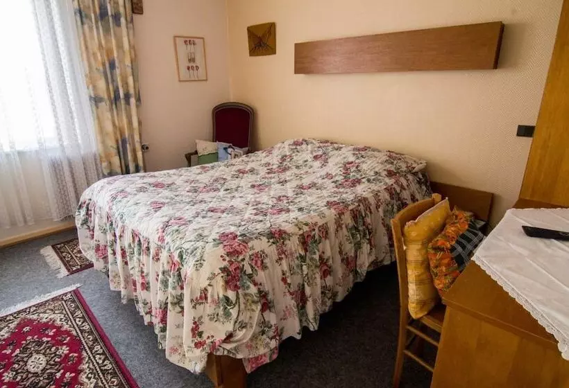 Hotelli Hôtel De Bâle