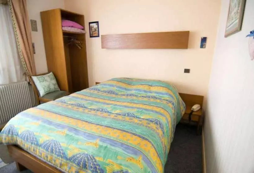 Hotelli Hôtel De Bâle