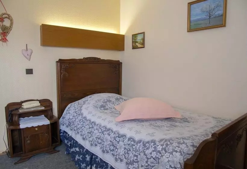 Hotelli Hôtel De Bâle