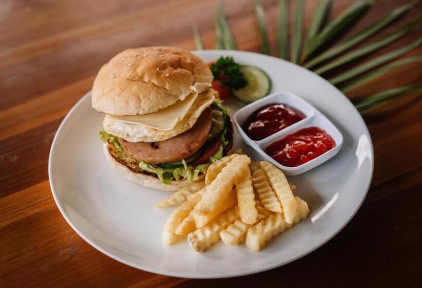 هتل Sari Nusa Inn