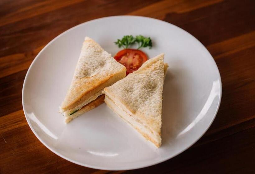 هتل Sari Nusa Inn