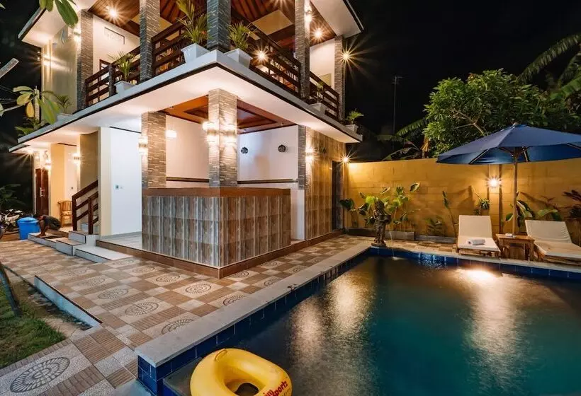 ホテル Sari Nusa Inn