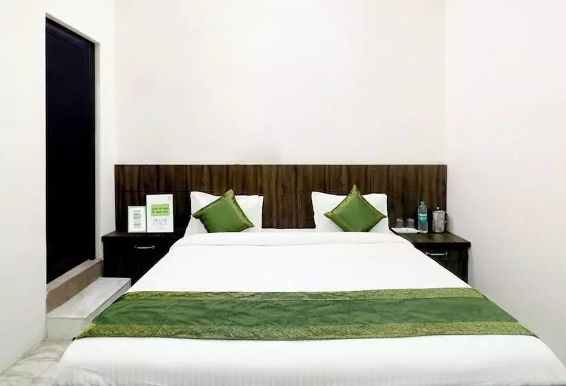 ホテル Treebo Star Guest House