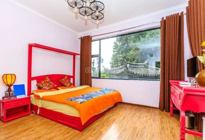 Moon Pavilion Inn Dali